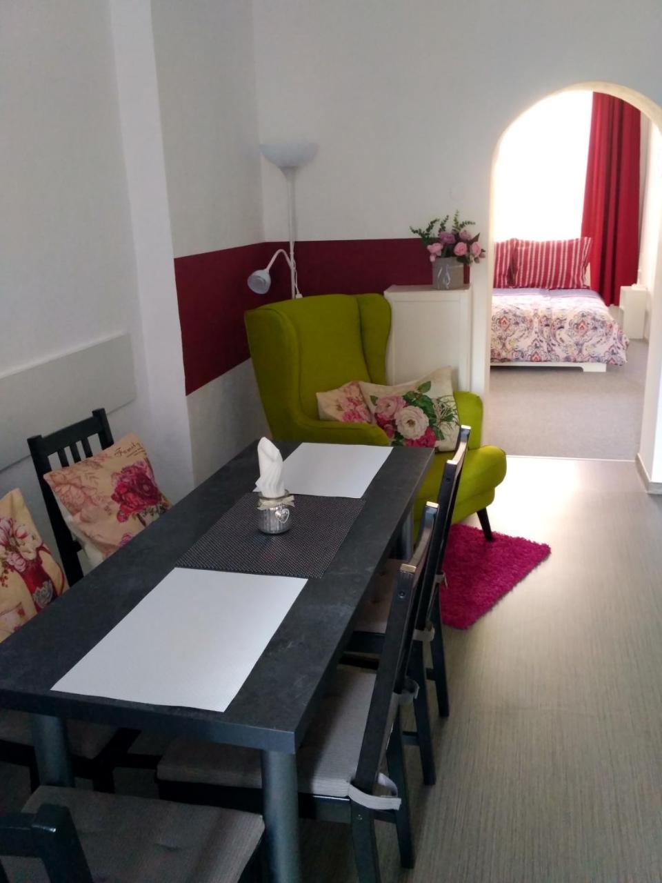 올로모우츠 Apartman 4U Centrum + Free Parking 아파트 외부 사진